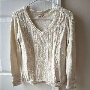 Hollister Cream V-Neck Cable Knit Sweater